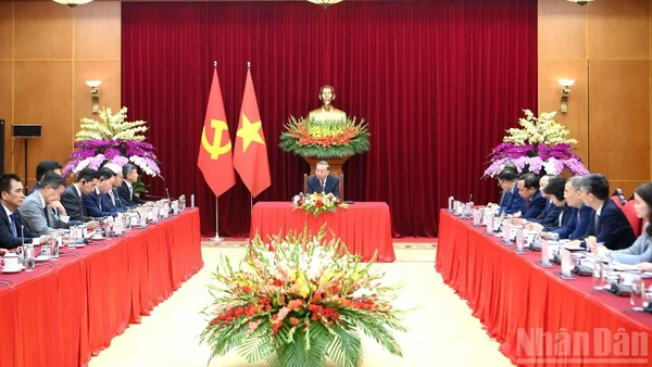 Tổng Bí thư Tô Lâm tiếp lãnh đạo của hơn 40 tập đoàn, doanh nghiệp quốc tế lớn là thành viên của Hội đồng Kinh doanh châu Á. (Ảnh: ĐĂNG KHOA)