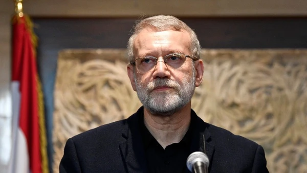 Thư ký Hội đồng An ninh Quốc gia tối cao Iran Ali Larijani phát biểu tại Beirut, Liban. (Ảnh: THX/TTXVN)