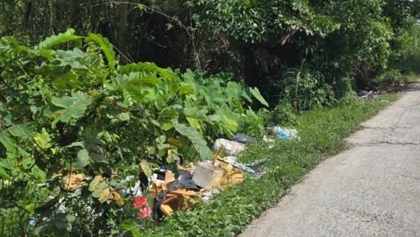 Một khu vực có nhiều rác thải sinh hoạt tại Cần Thơ.