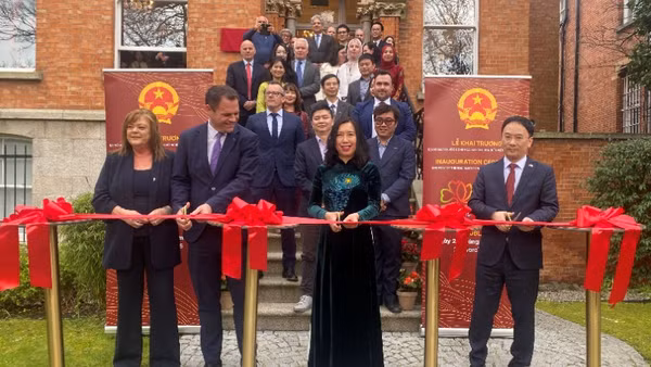 Lễ khai trương Đại sứ quán Việt Nam tại Ireland. (Ảnh: Bộ Ngoại giao)