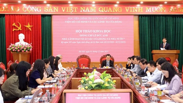 Quang cảnh hội thảo khoa học “Đồng chí Lê Đức Anh - Nhà lãnh đạo xuất sắc của Đảng và Nhà nước”.