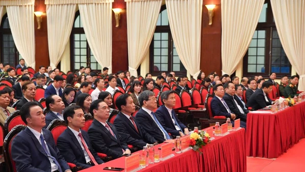 Hội nghị tổng kết công tác trường chính trị; nghiên cứu, biên soạn lịch sử Đảng năm 2025 và tổng kết phong trào thi đua xây dựng trường chính trị chuẩn giai đoạn 2022-2025. (Ảnh: NGUYỄN THẾ ĐẠI)