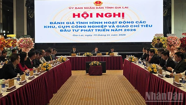 Quang cảnh hội nghị