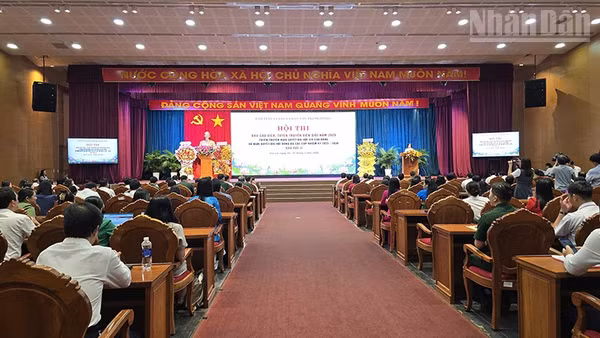 Quang cảnh hội thi.