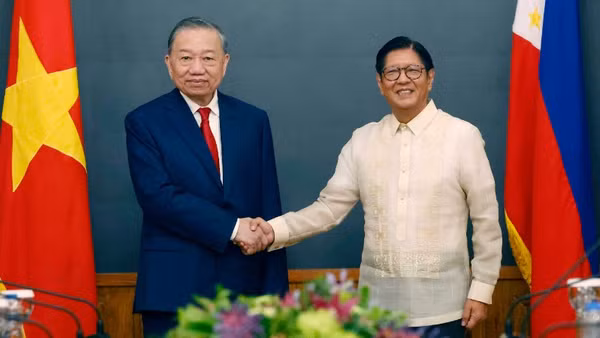 Sáng 1/6/2026, sau Lễ đón trọng thể tại Phủ Tổng thống ở thủ đô Manila, Tổng Bí thư, Chủ tịch nước Tô Lâm và Tổng thống Philippines Ferdinand Romualdez Marcos Jr. hội đàm cấp Nhà nước. (Ảnh: TTXVN)
