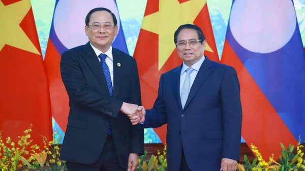 Tăng cường gắn kết chiến lược Việt Nam-Lào