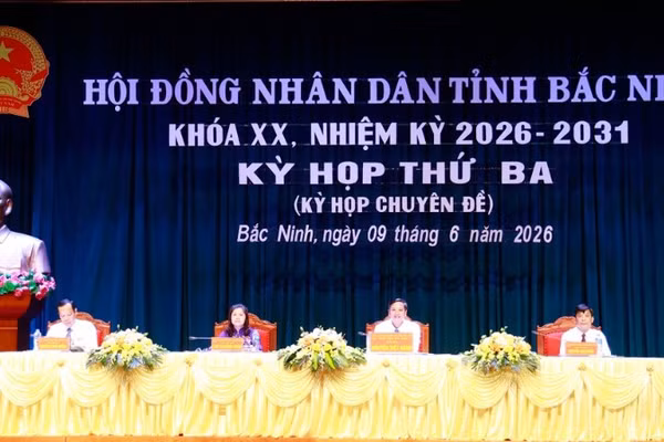 Tại Kỳ họp thứ 3 ( kỳ họp chuyên đề), Hội đồng nhân dân tỉnh Bắc Ninh đã thông qua 12 nghị quyết chuyên đề và 2 nghị quyết về công tác cán bộ.