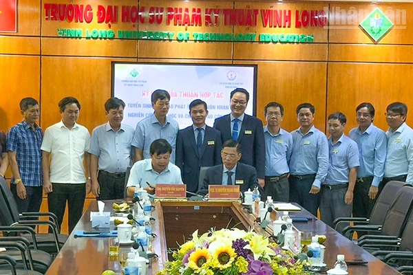 Lễ Ký kết hợp tác. 