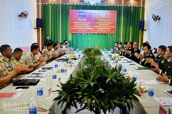 Quang cảnh buổi hội đàm.