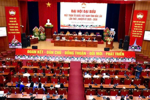 Quang cảnh đại hội.