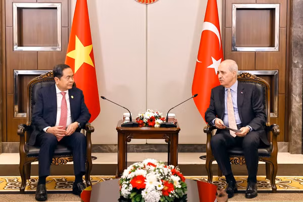 Chủ tịch Quốc hội Trần Thanh Mẫn hội kiến Chủ tịch Quốc hội Thổ Nhĩ Kỳ.