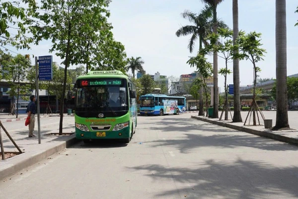 Tổng công ty Vận tải Hà Nội thực hiện điều chỉnh lộ trình, chỉ tiêu 4 tuyến buýt từ đầu tháng 2/2026.