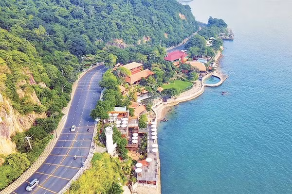 Khu du lịch ven biển Vũng Tàu với nhiều tiềm năng phát triển. (Ảnh PHÚ MỸ)