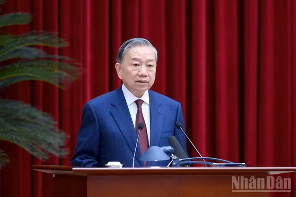 Tổng Bí thư Tô Lâm phát biểu bế mạc hội nghị. (Ảnh ĐĂNG KHOA)