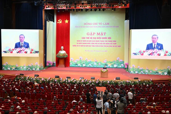 Toàn cảnh hội nghị. Ảnh: Thủy Nguyên