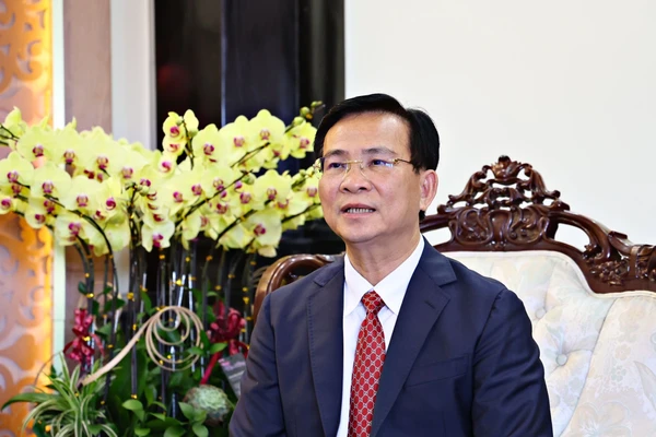 Chủ tịch UBND tỉnh Lâm Đồng Hồ Văn Mười.