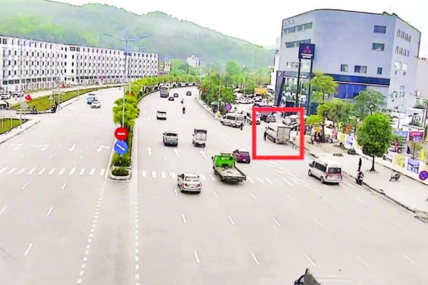 Hệ thống camera giám sát giúp lực lượng chức năng xử lý đối với những vi phạm an toàn giao thông.