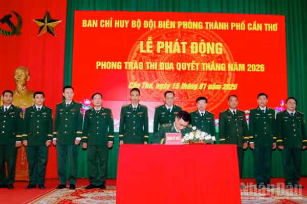 Các đơn vị ký kết giao ước thi đua thực hiện Phong trào Thi đua Quyết thắng năm 2026.