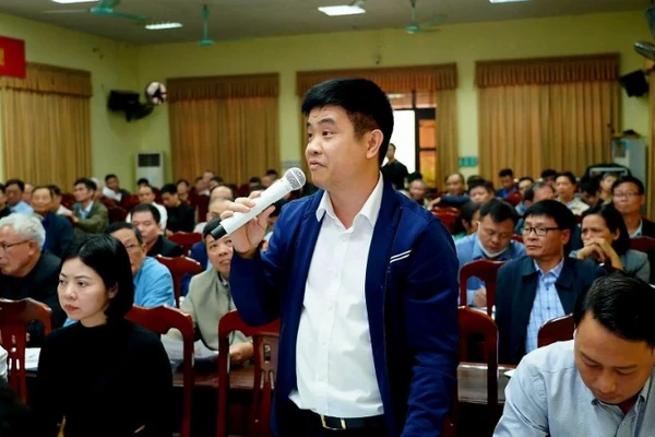 Cán bộ, nhân dân xã Thường Tín tham gia đóng góp ý kiến vào Đồ án quy hoạch chi tiết 1/500 Khu đô thị thể thao Olympic.