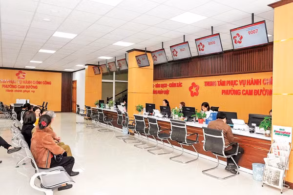 Phường Cam Đường nỗ lực xây dựng nền hành chính công khai, hiện đại, thân thiện, đáp ứng nhu cầu của người dân.
