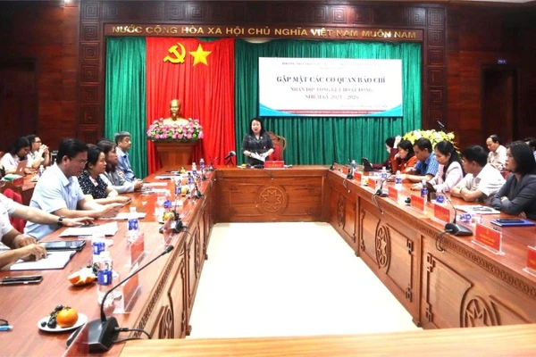 Quang cảnh buổi gặp mặt. (Ảnh: TUẤN HẢI)