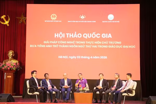 Các đại biểu thảo luận tại hội thảo.