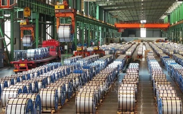 Thép thành phẩm của công ty sắt thép Shougang Jingtang Untied ở thị trấn Đường Sơn, tỉnh Hà Bắc, Trung Quốc. (Ảnh: THX/TTXVN)