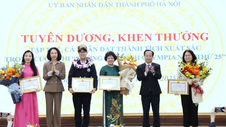 योग्यता प्रमाण पत्र प्राप्त करने वाले व्यक्ति और समूह 11-6274.png