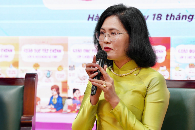 Tác giả Lê Thị Thúy Sen 4569946330128977701.jpg