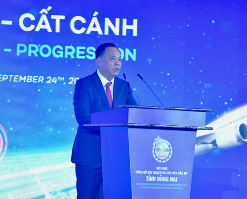 Chủ tịch UBND tỉnh Đồng Nai Võ Tấn Đức phát biểu ý kiến tại Hội nghị (Ảnh: Thanh Giang).