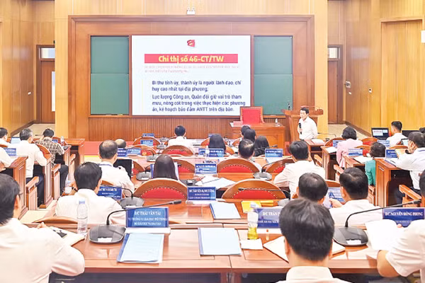 Giờ học của học viên Lớp bồi dưỡng, cập nhật kiến thức, kỹ năng đối với cán bộ quy hoạch Ủy viên Ban Chấp hành Trung ương Đảng khóa XIV. (Ảnh: DUY LINH)