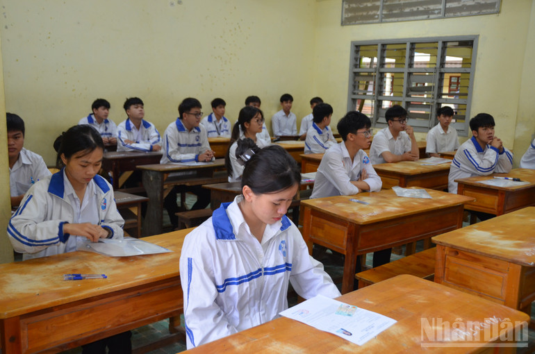 Kỳ thi năm học 2024-2025 tổ chức cho hai chương trình giáo dục khác nhau, chương trình 2006 và chương trình 2018. ndo_br_dsc-0794.jpg