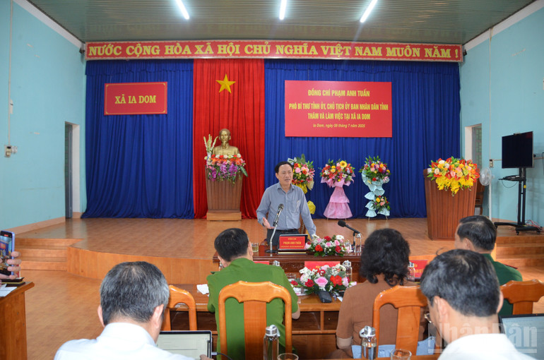 Quang cảnh buổi làm việc. ndo_br_dsc-0057.jpg