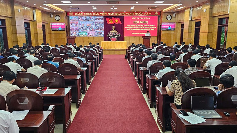 Quang cảnh Hội nghị. toan.jpg