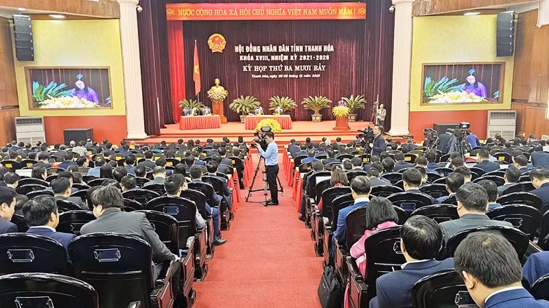 Quang cảnh kỳ họp.
