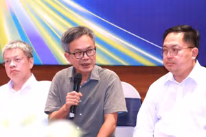 TS Trần Đăng Tuấn cho rằng, đã đến lúc báo chí Việt Nam ngừng... loay hoay tìm "chỗ bán" sản phẩm báo chí trên các nền tảng. Thay vào đó, cần quay trở lại vấn đề cốt lõi: Nâng cao chất lượng sản phẩm.