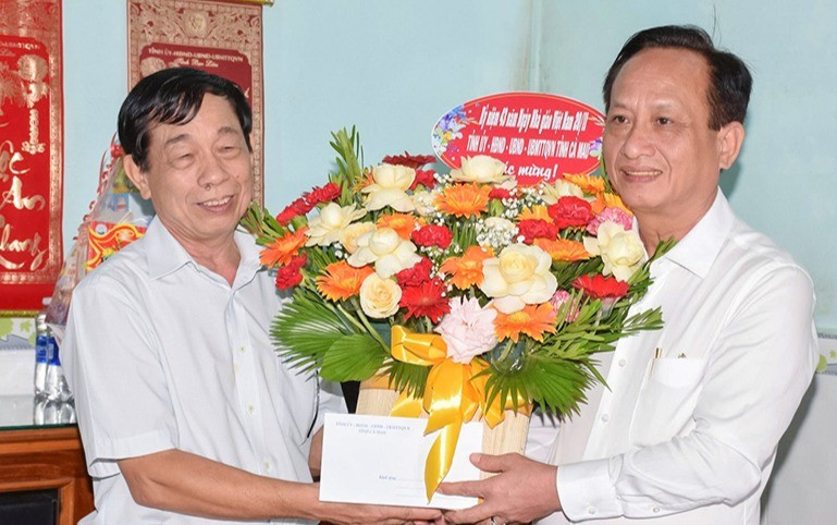 anh-dong-chi-theu.jpg