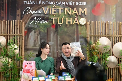 Gần 6 tấn gạo được "chốt đơn" trên nền tảng mạng xã hội tiktok sau 2 giờ livestream.