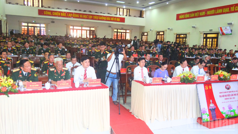 Quang cảnh Đại hội Đảng bộ Quân sự thành phố Cần Thơ lần thứ XIII, nhiệm kỳ 2025-2030 ndo_br_thiet-ke-chua-co-ten-3.png