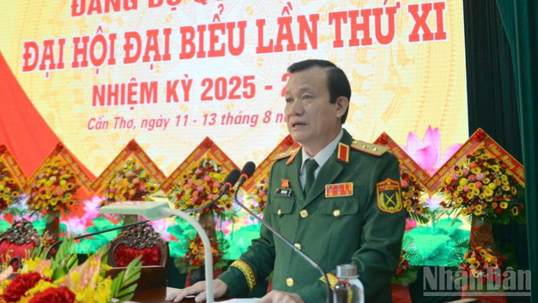 Trung tướng Hồ Văn Thái, Bí thư Đảng ủy, Chính ủy Quân khu 9 phát biểu tại Đại hội. ndo_br_thiet-ke-chua-co-ten-6.png