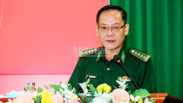 Đại tá Huỳnh Thanh Hùng, Chính ủy Bộ đội Biên phòng thành phố Cần Thơ phát biểu tại buổi đối thoại. ndo_c_thiet-ke-chua-co-ten-2.png