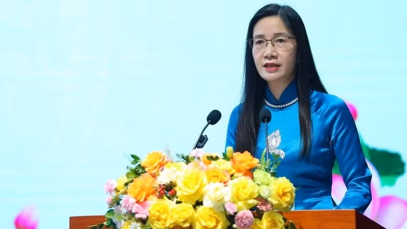 tan-tong-giam-doc-nhcsxh-nguyen-thi-hang-phat-bieu-nhan-nhiem-vu-9931.jpg