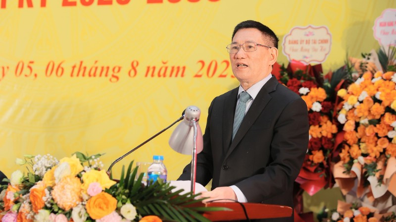 Phó Thủ tướng Chính phủ Hồ Đức Phớc phát biểu chỉ đạo Đại hội. a13i0416-17544659398811983982971-9746.jpg