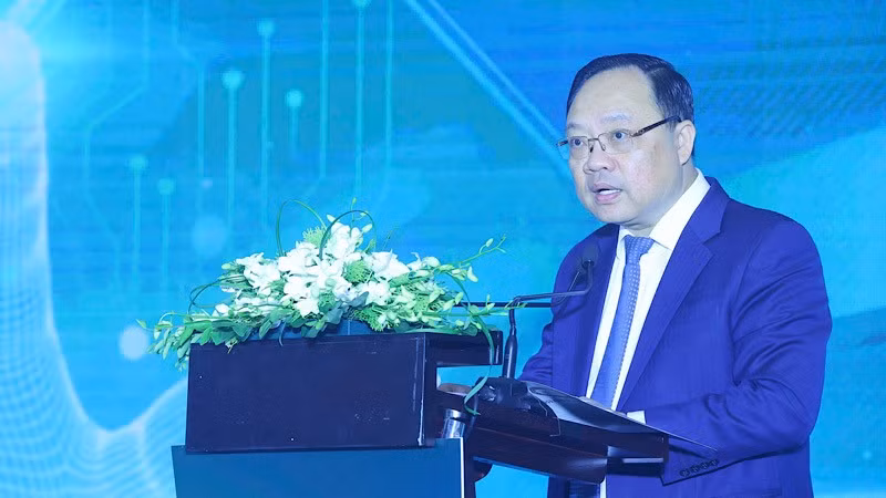 Vụ trưởng Vụ Thanh toán Phạm Anh Tuấn phát biểu tại sự kiện. 