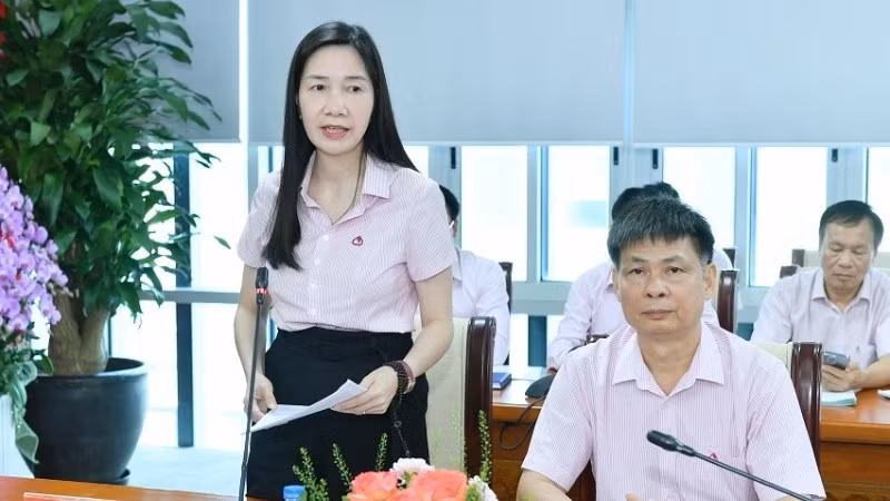 tong-giam-doc-nhcsxh-nguyen-thi-hang-bao-cao-ket-qua-hoat-dong-nhcsxh-5467.jpg
