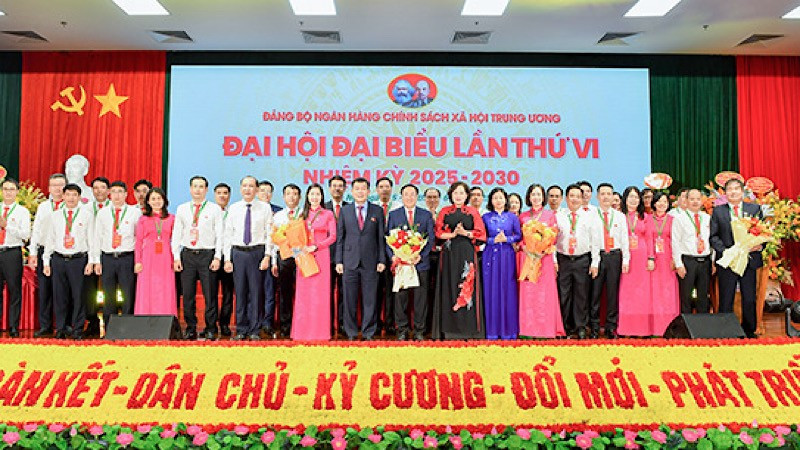 Lãnh đạo các Bộ, ngành chúc mừng Ban Chấp hành Đảng bộ Ngân hàng Chính sách xã hội Trung ương lần thứ VI, nhiệm kỳ 2025-2030 img-2494.jpg