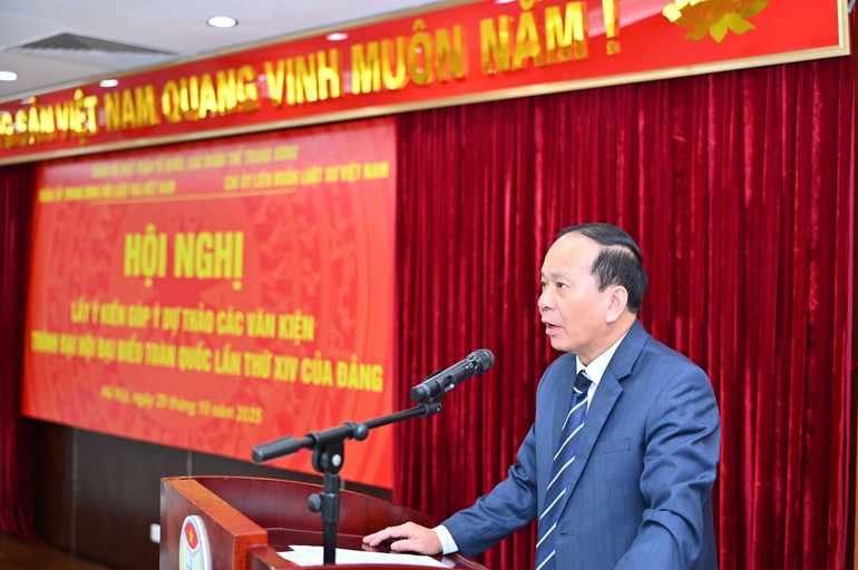 Ông Đào Ngọc Chuyền - Phó Chủ tịch Liên đoàn Luật sư Việt Nam cho biết các ý kiến thiết thực, phù hợp với thực tiễn. (Ảnh: PHAN LINH) y-kien-du-thao-4.jpg