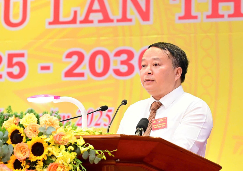 Đồng chí Phan Huy Ngọc, Bí thư Đảng bộ, Chủ tịch Ủy ban nhân dân tỉnh Tuyên Quang phát biểu khai mạc đại hội. a202.jpg