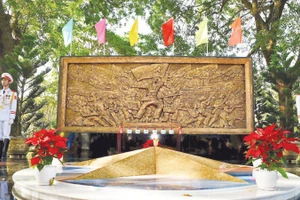 Bia tưởng niệm các liệt sĩ Biệt động Sài Gòn-Gia Định.