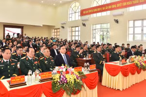 Đại biểu dự lễ kỷ niệm.